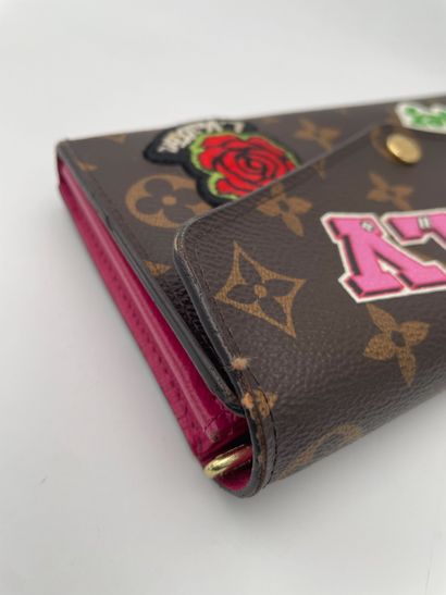 Louis Vuitton Sarah wallet
Long wallet in...
