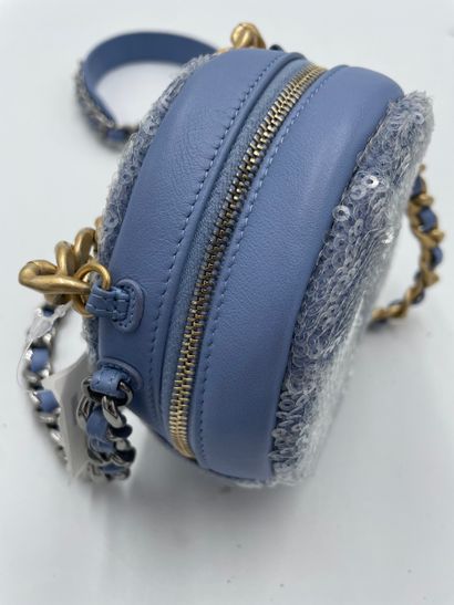 Chanel Round Clutch with Chain
Round Clutch...