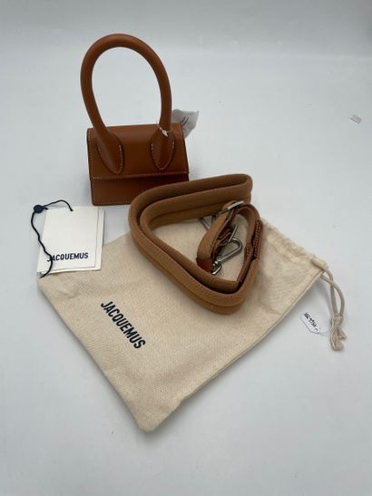 Jacquemus Le Chiquito Mini Bag
Leather handbag,...
