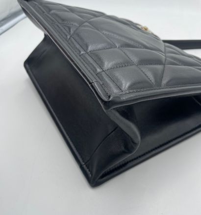 Dior Essential Tote
Archicannage quilted...