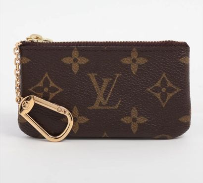 Louis Vuitton Neverfull Pochette
Removable...
