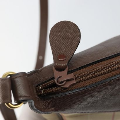 Burberry Nova Check Tote
Handbag in Nova...