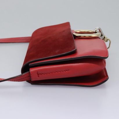 Chloé Faye Shoulder Bag
Leather and suede...