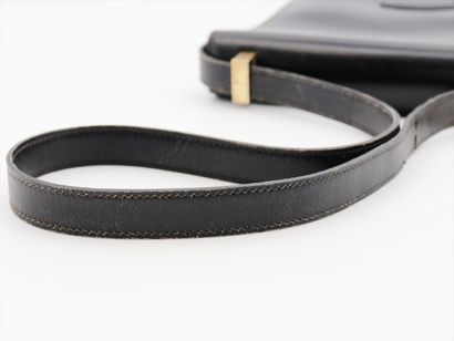 Hermès Dépêche Shoulder Bag
Shoulder bag...