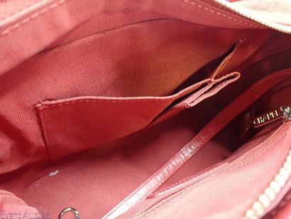 Chanel Gabrielle Hobo
Leather and textile...