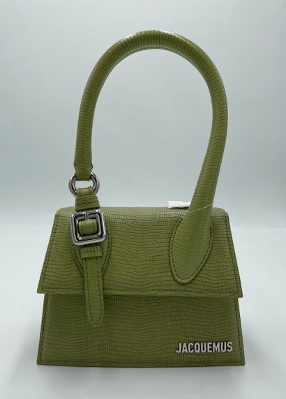 Jacquemus Le Chiquito Moyen Bouclé Bag
Bouclé...