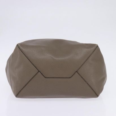 Céline Phantom Cabas
Phantom Cabas leather...