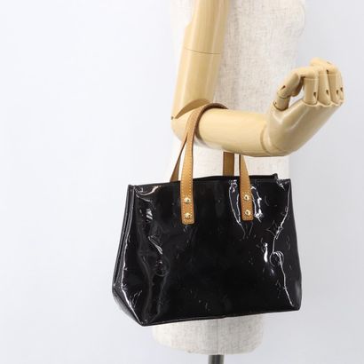 Louis Vuitton Reade
Monogram Vernis patent...