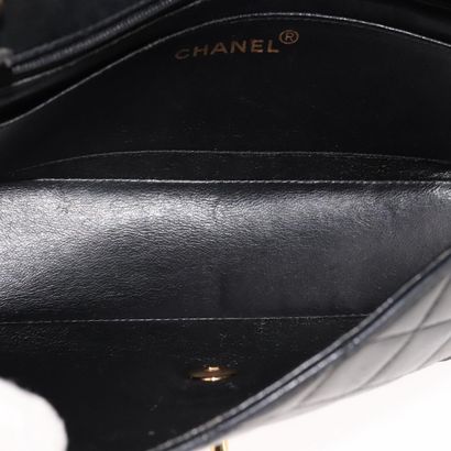 Chanel Vintage Diana Flap Bag
Quilted leather...