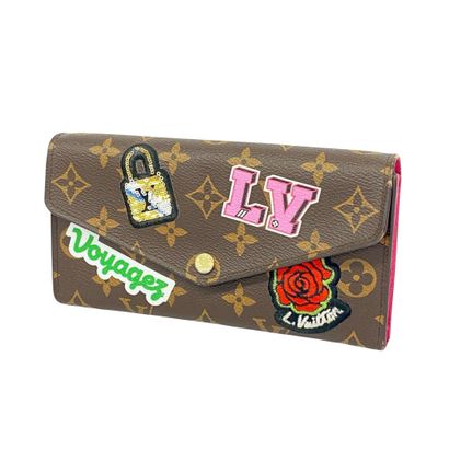 Louis Vuitton Sarah wallet
Long wallet in...