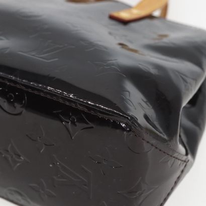 Louis Vuitton Reade
Monogram Vernis patent...