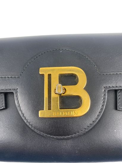 Balmain B-Buzz
Leather handbag, B-Buzz model...