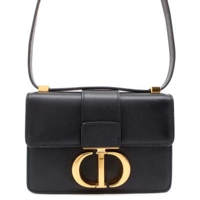 Dior 30 Montaigne Flap Bag
Leather shoulder...