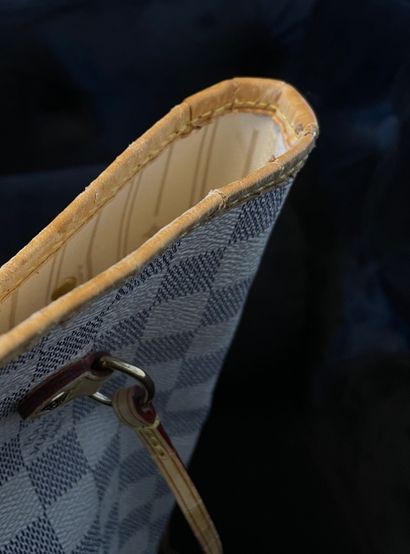 Louis Vuitton Neverfull NM Tote
Damier Azur...
