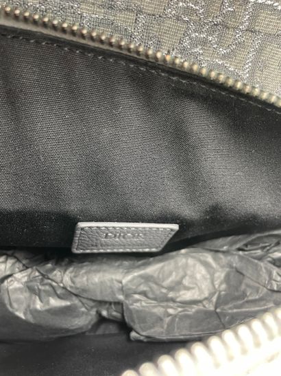 Dior Saddle Crossbody Bag
Oblique canvas...