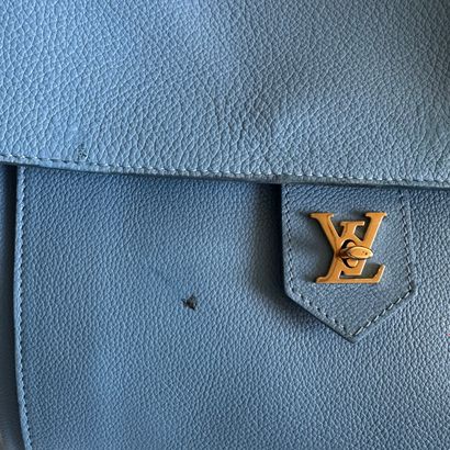 Louis Vuitton Neverfull Pochette blue leather...