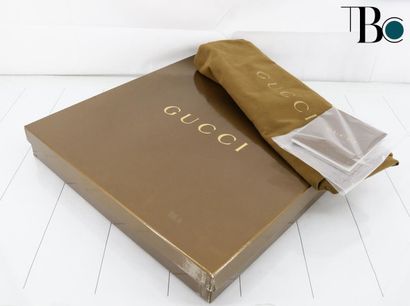Gucci GG Marmont Pouch
Leather clutch bag,...