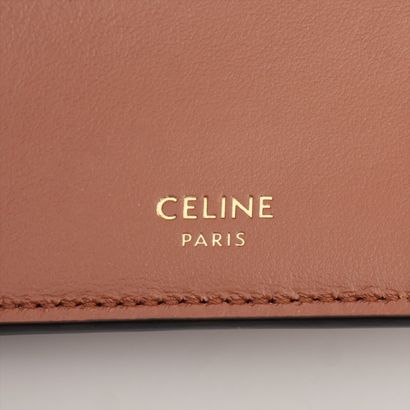 Céline 16 Top Handle Bag
Leather handbag,...