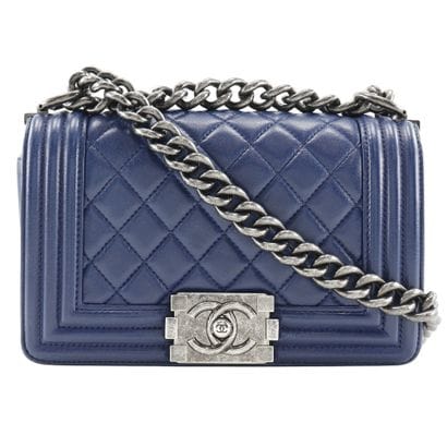 Chanel Boy Bag
Quilted leather shoulder bag,...
