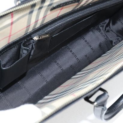 Burberry Business Bag
Black leather Business...