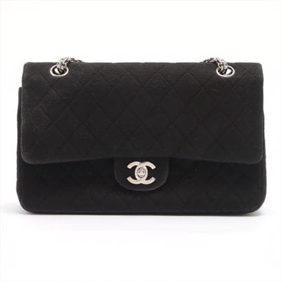 Chanel Timeless Classic Double Flap
Quilted...
