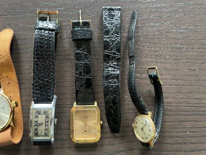 Lot of six mixed wristwatches (men & ladies)
Brands:...