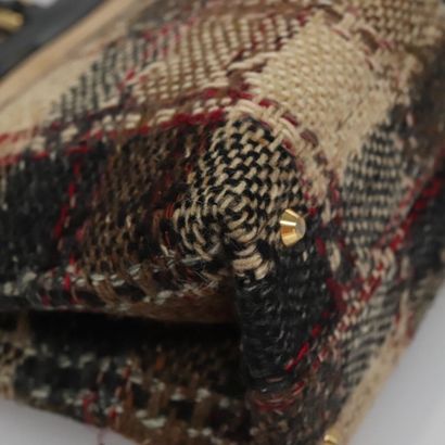 Burberry Nova Check Tote
Canvas tote bag...