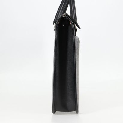 Burberry Business Bag
Black leather Business...
