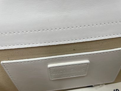 Jacquemus Le Grand Bambino Flap Bag
Leather...