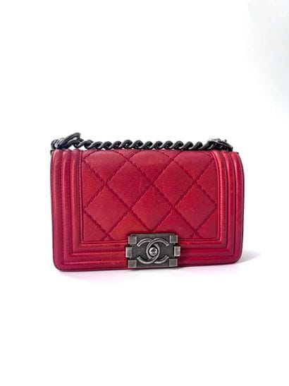 Chanel Stitch by Plan Bag
Quilted leather...