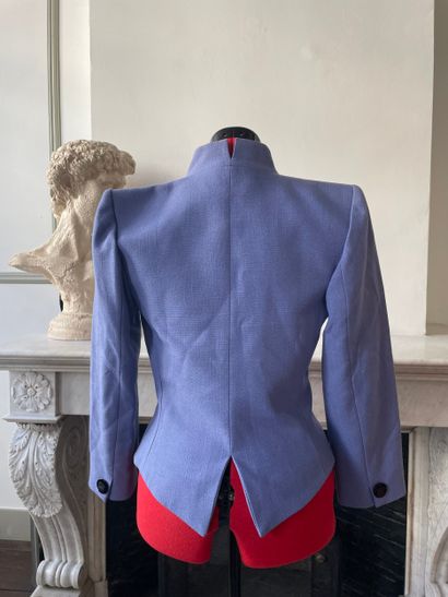 YVES SAINT LAURENT. Variation line. Scoop-shouldered...