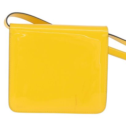 Fendi Curligraphy Shoulder Bag
Enameled patent...