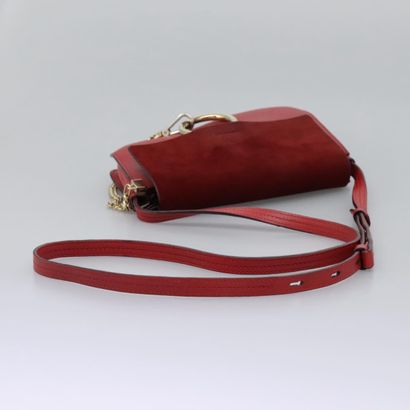 Chloé Faye Shoulder Bag
Leather and suede...