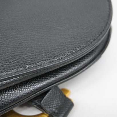 Dior Saddle Handbag
Leather Saddle Handbag...