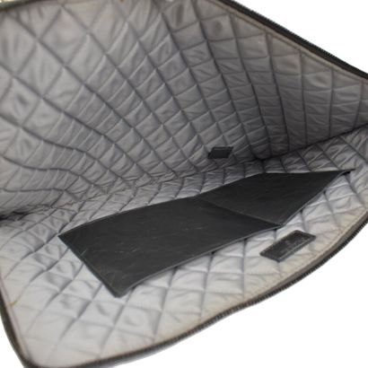 Chanel iPad Pouch
Quilted leather iPad Pouch...