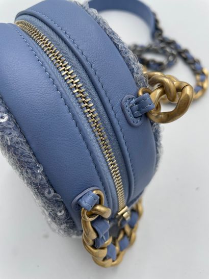 Chanel Round Clutch with Chain
Round Clutch...