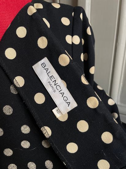 Balenciaga Black and white polka dot dress

Black...