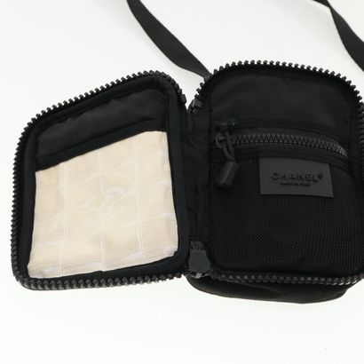 Chanel Sports Shoulder Bag
Canvas Sports...