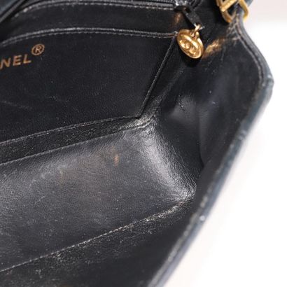 Chanel Vintage Diana Flap Bag
Quilted leather...