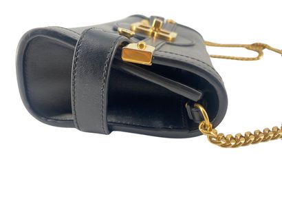 Balmain B-Buzz
Leather handbag, B-Buzz model...