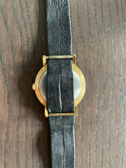 Tissot, hand-wound men's wristwatch, gold-plated...