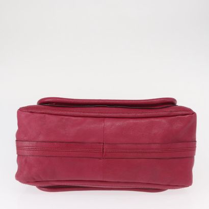 Chloé Paraty Handbag
Quilted leather handbag,...