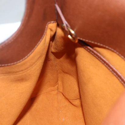 Louis Vuitton Musette
Shoulder bag in Monogram...