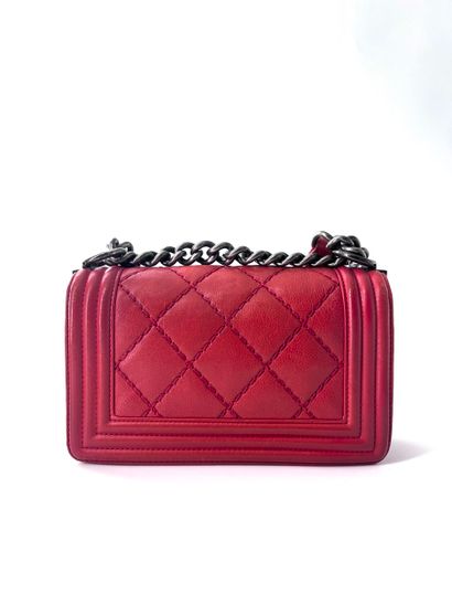 Chanel Stitch by Plan Bag
Quilted leather...