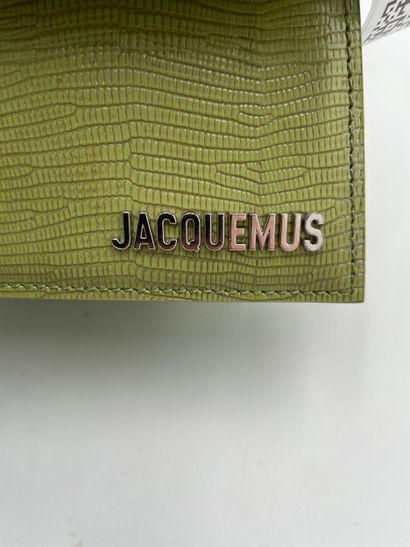 Jacquemus Le Chiquito Moyen Bouclé Bag
Bouclé...