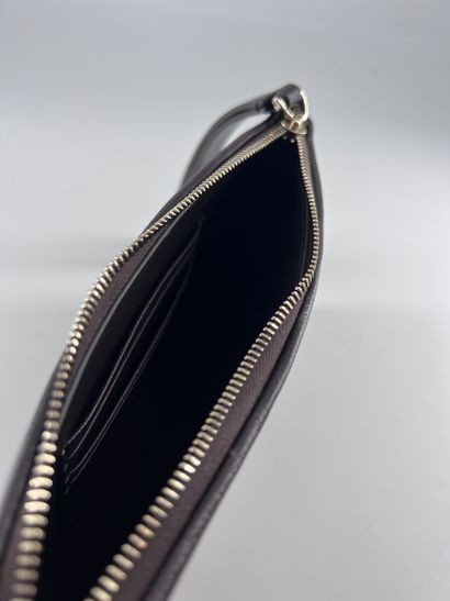 Valentino Garavani Zip Pouch
Pochette zippée,...