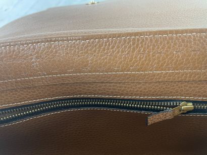 Sac bandoulière vintage en cuir grainé brun,...