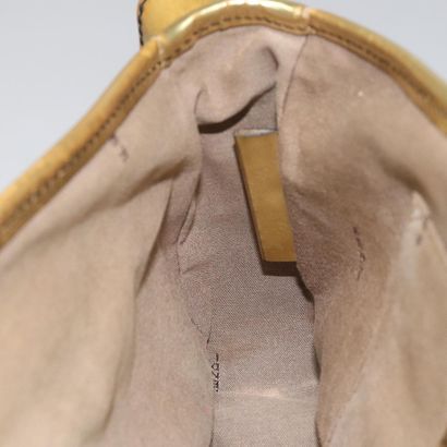 Fendi Zucchino Mamma Baguette
Sac porté épaule...