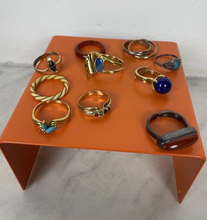 Set of fancy rings and bracelets (20th century):...