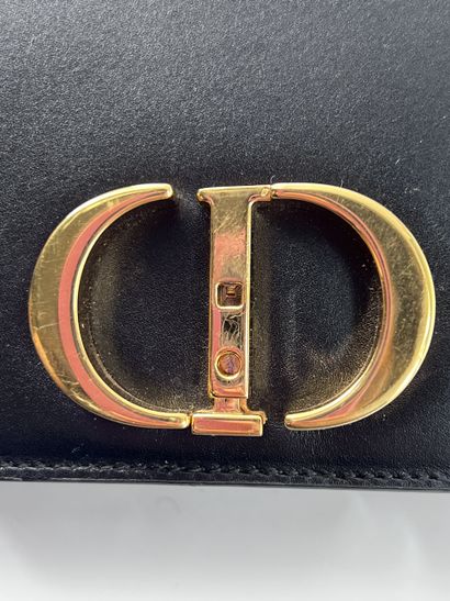 Christian Dior 30 Montaigne Flap Bag
Sac...